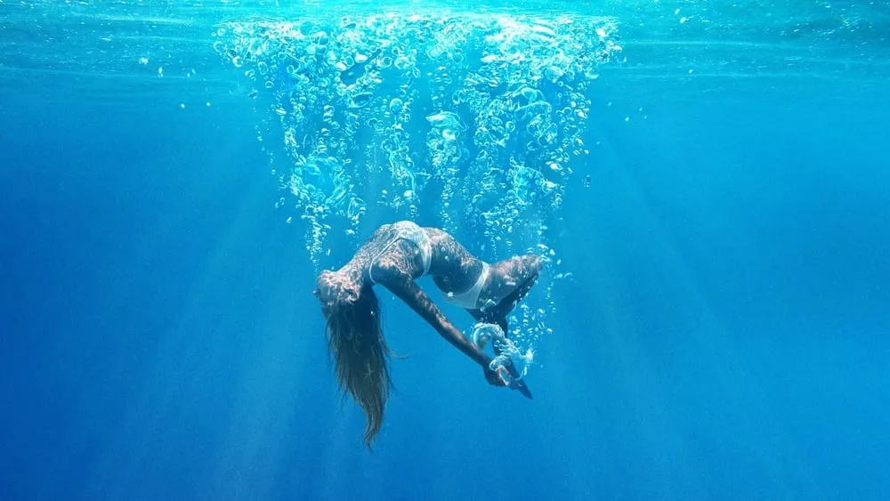 ვერცხლის ტბის ქვეშ (ქართულად) / Under the Silver Lake (Vercxlis Tbis Qvesh Qartulad) ქართულად 2026 / vertskhlis tbis kvesh qartulad