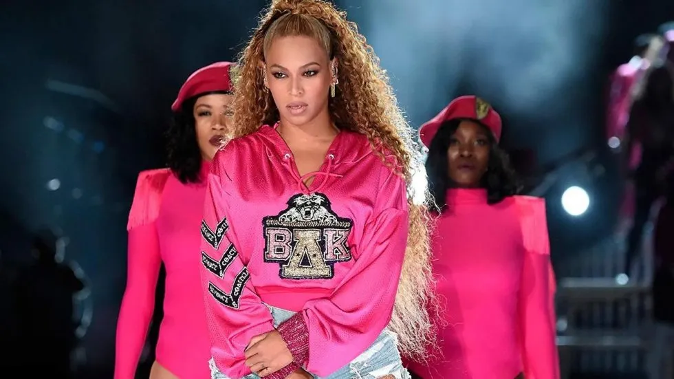 შინ დაბრუნება: ბიონსეს ფილმი (ქართულად) / Homecoming: A Film by Beyoncé ქართულად 2026 / shin dabruneba bionses pilmi qartulad